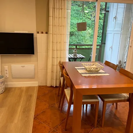 Askatasun Etxie La Casa アパート